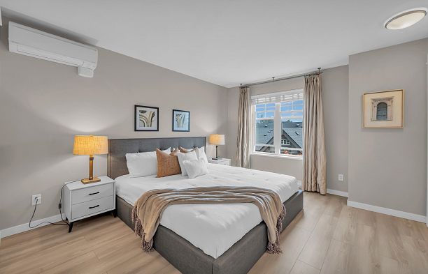 5603 Willow Street Cambie