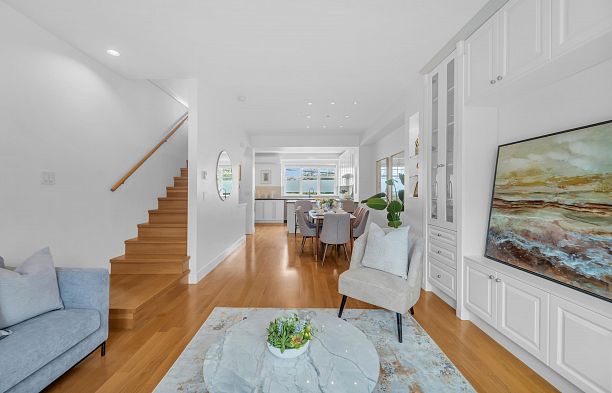 5603 Willow Street Cambie