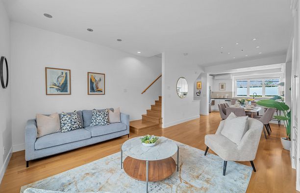 5603 Willow Street Cambie