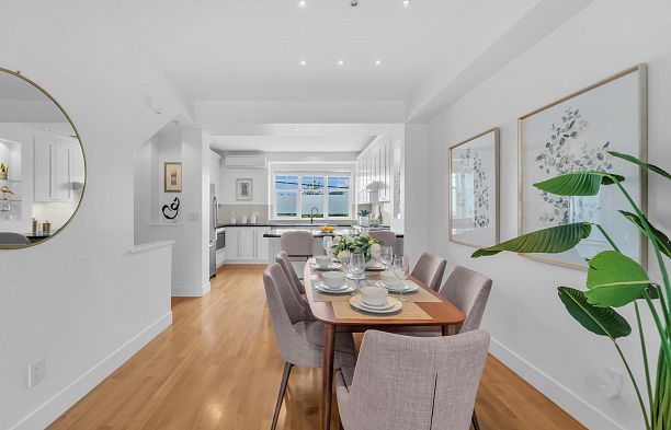 5603 Willow Street Cambie