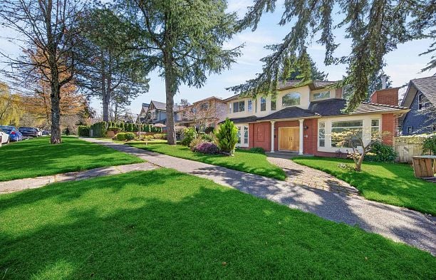 3456 W 36th Avenue Dunbar