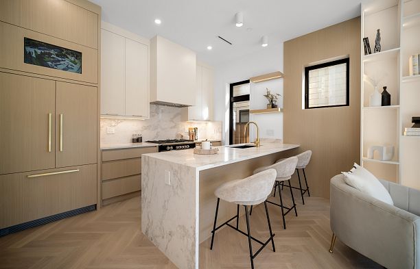 411 W 19th Avenue Cambie