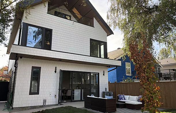 2 4579 W 11th Ave Avenue Point Grey