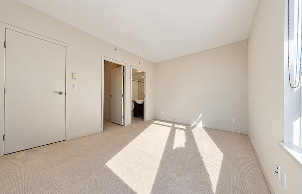 514 750 W 12th Avenue Fairview VW