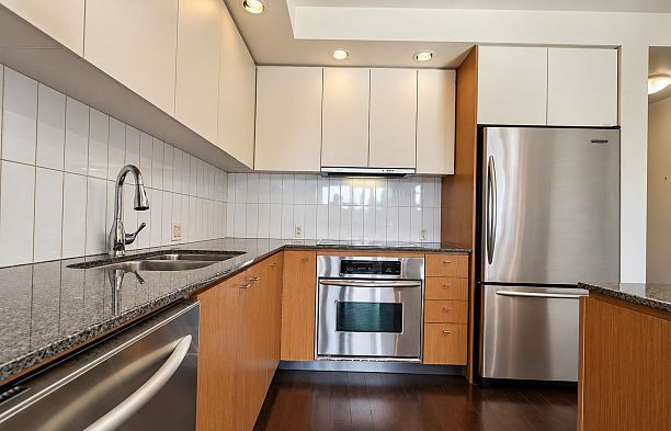 514 750 W 12th Avenue Fairview VW