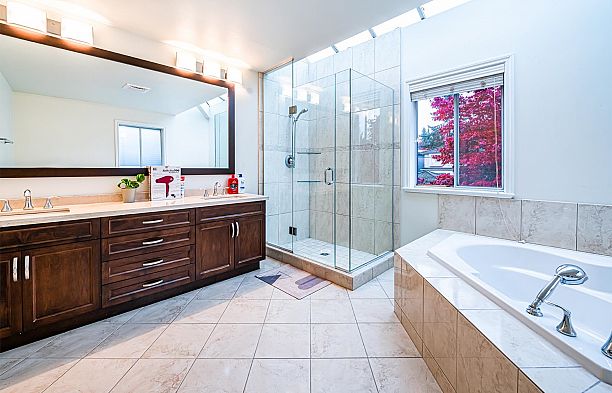 4570 W 13th Avenue Point Grey