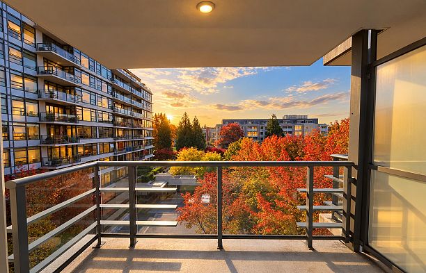 514 750 W 12th Avenue Fairview VW