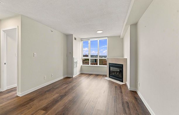 1707 63 Keefer Place Downtown VW