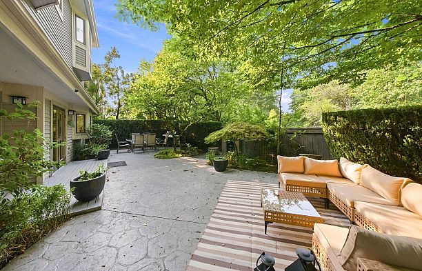4245 Nautilus Close Point Grey