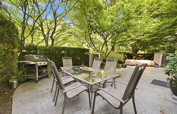 4245 Nautilus Close Point Grey