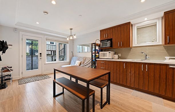 3475 W 24th Avenue Dunbar