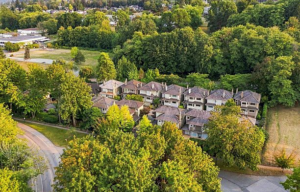 4245 Nautilus Close Point Grey
