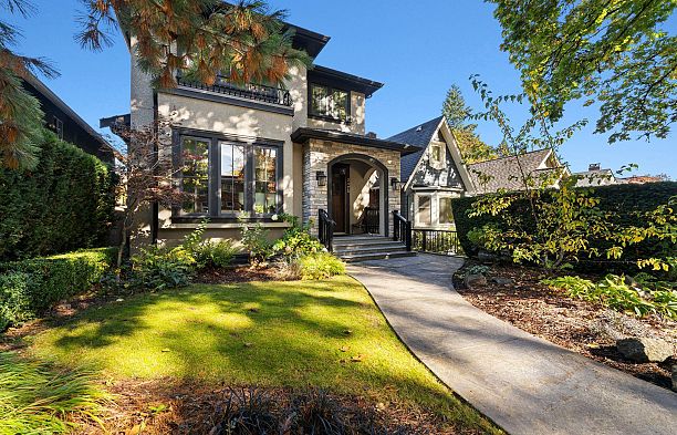 3475 W 24th Avenue Dunbar