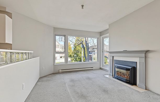 314 2020 W 8th Avenue Kitsilano