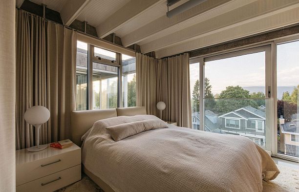 302 4387 W 10th Avenue Point Grey