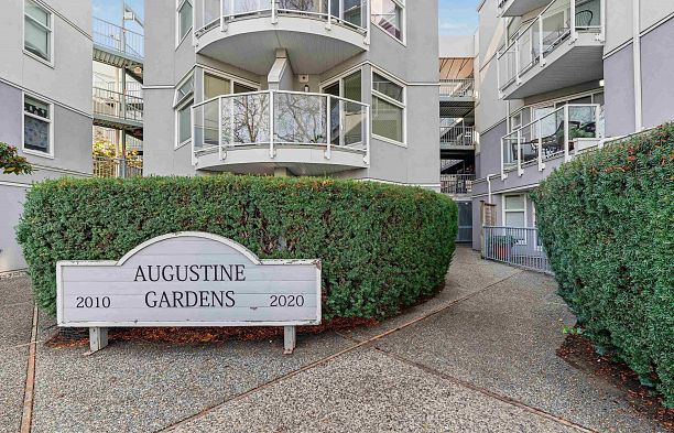 314 2020 W 8th Avenue Kitsilano