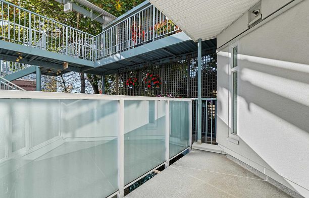 314 2020 W 8th Avenue Kitsilano