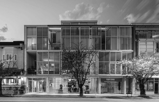 302 4387 W 10th Avenue Point Grey