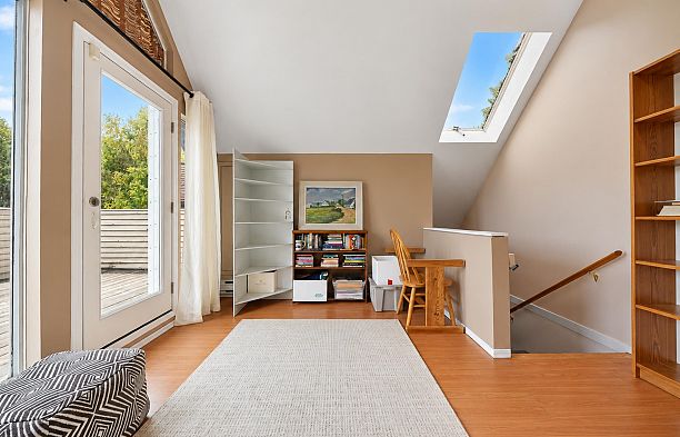 1919 Creelman Avenue Kitsilano