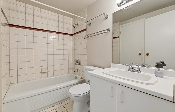314 2020 W 8th Avenue Kitsilano