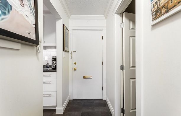 308 2040 Cornwall Avenue Kitsilano