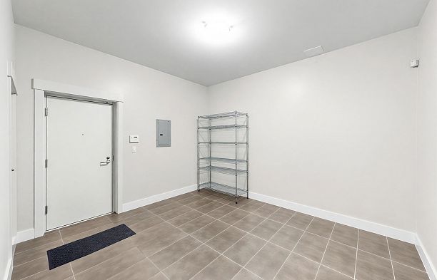 5978 Oak Street Oakridge VW