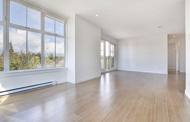 PH7 2528 Collingwood Street Kitsilano