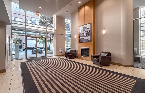 1709 550 Taylor Street Downtown VW