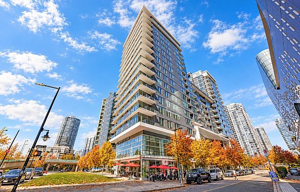 752 38 Smithe Street Downtown VW
