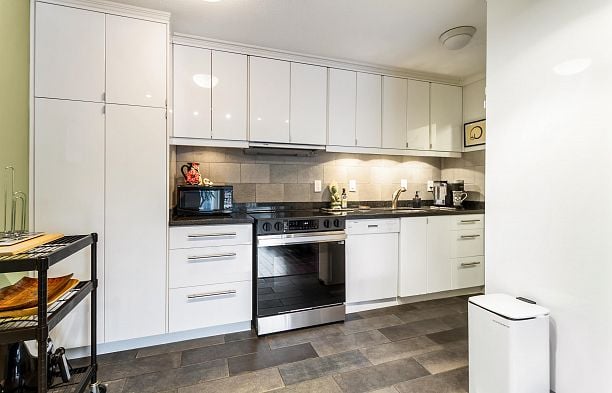 308 2040 Cornwall Avenue Kitsilano