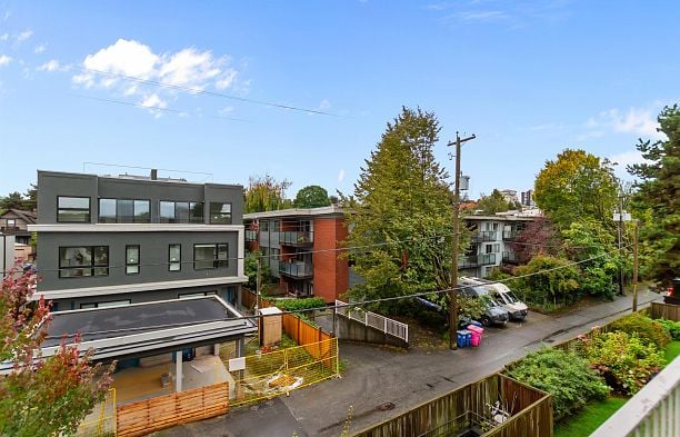 308 2040 Cornwall Avenue Kitsilano