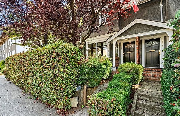 2634 Hemlock Street Fairview VW