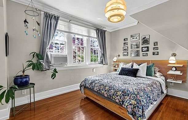 2634 Hemlock Street Fairview VW