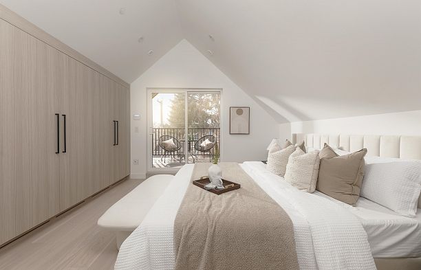 2 2755 W 11th Avenue Kitsilano
