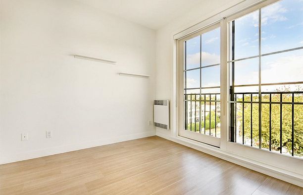 PH7 2528 Collingwood Street Kitsilano