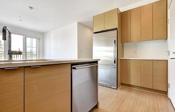 PH7 2528 Collingwood Street Kitsilano