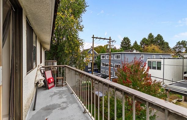 308 2040 Cornwall Avenue Kitsilano