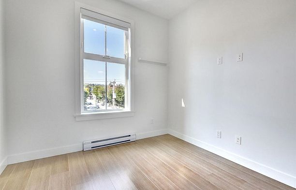 PH7 2528 Collingwood Street Kitsilano