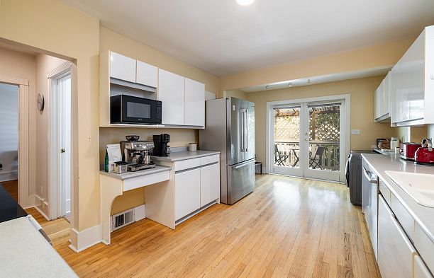 4343 W 11th Avenue Point Grey