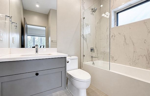 4618 W 8th Avenue Point Grey
