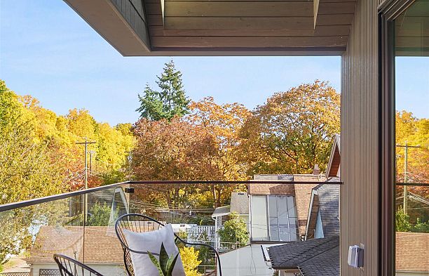 2 3657 W 11th Avenue Kitsilano