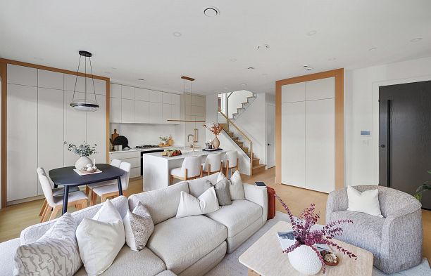 2 3657 W 11th Avenue Kitsilano