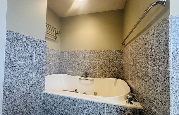 1100 5890 Balsam Street Kerrisdale
