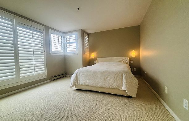 1100 5890 Balsam Street Kerrisdale