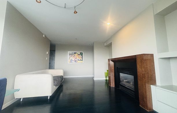 1100 5890 Balsam Street Kerrisdale