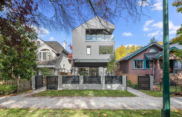1 3657 W 11th Avenue Kitsilano