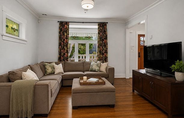 3541 W 8th Avenue Kitsilano