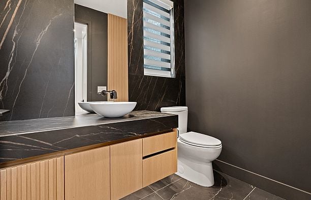 1 3813 W 16th Avenue Point Grey