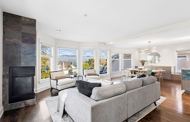 2697 York Avenue Kitsilano