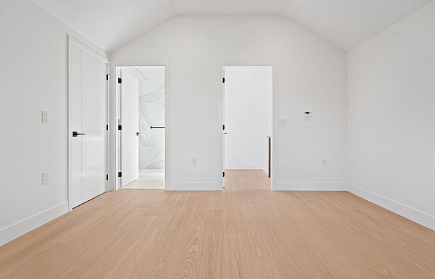 1 3813 W 16th Avenue Point Grey